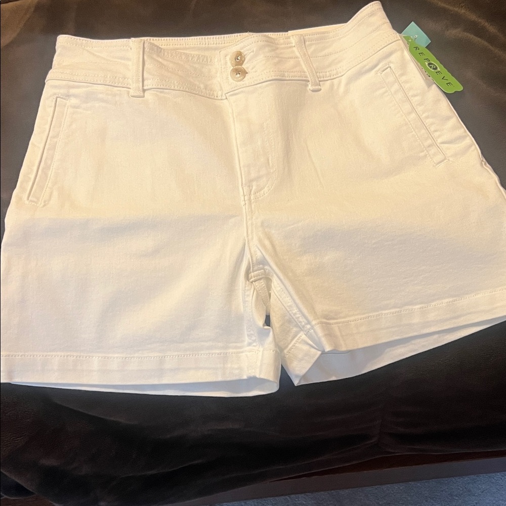 Maurices Classic White Women's Shorts